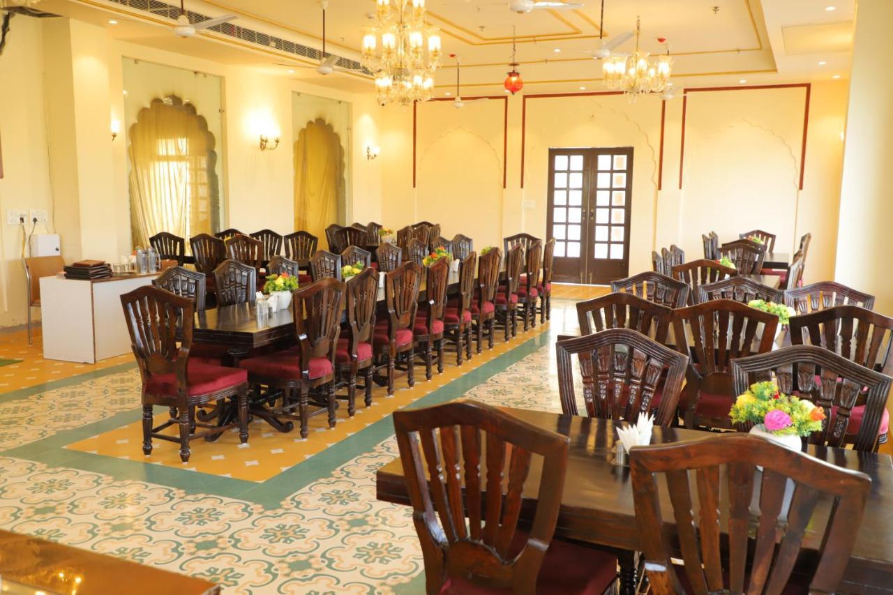 The Grand Barso Hotel Bharatpur Exterior photo